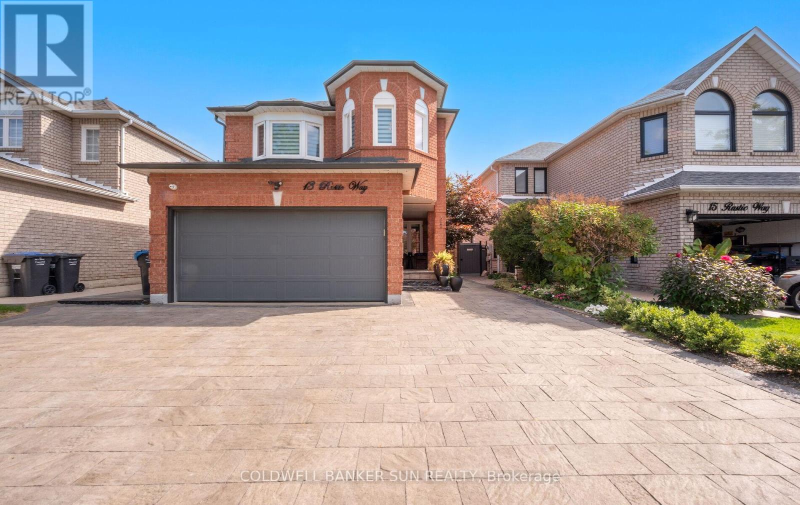 13 Rustic Way, Caledon, Ontario  L7E 1X4 - Photo 2 - W12488064