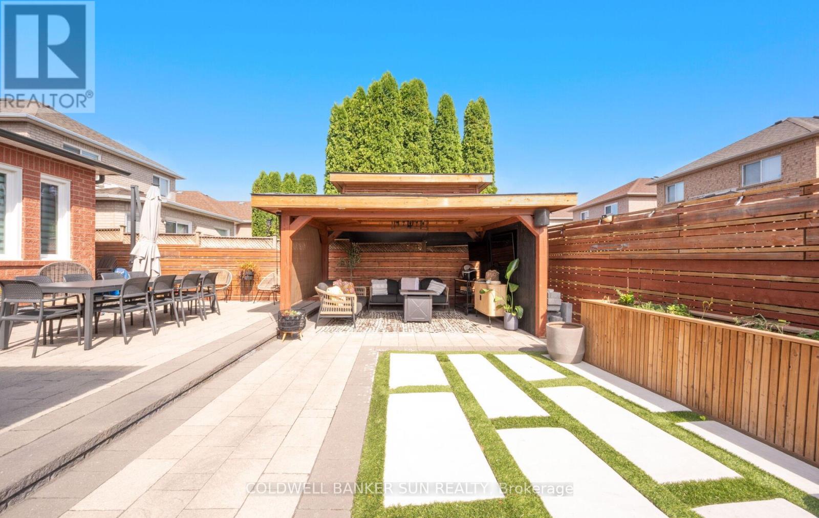 13 Rustic Way, Caledon, Ontario  L7E 1X4 - Photo 46 - W12488064