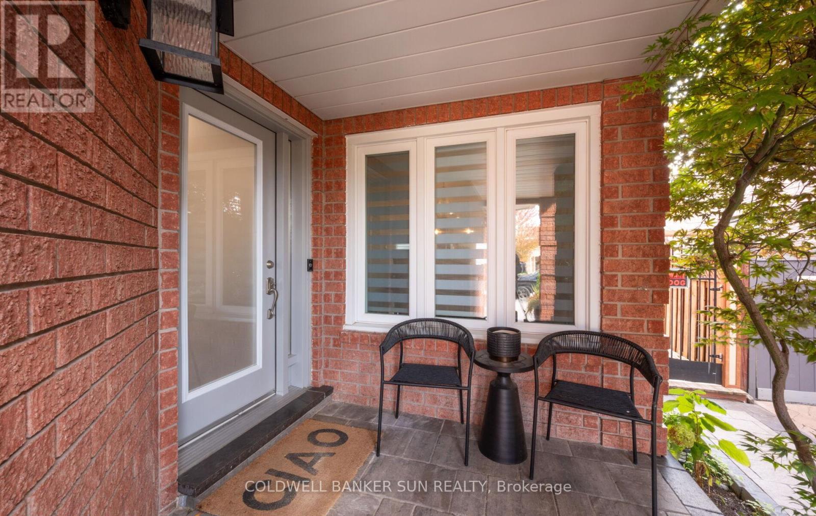 13 Rustic Way, Caledon, Ontario  L7E 1X4 - Photo 6 - W12488064