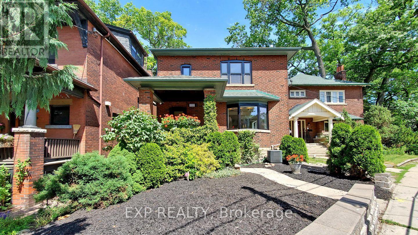 2 - 218 HOWARD PARK AVENUE, Toronto, Ontario