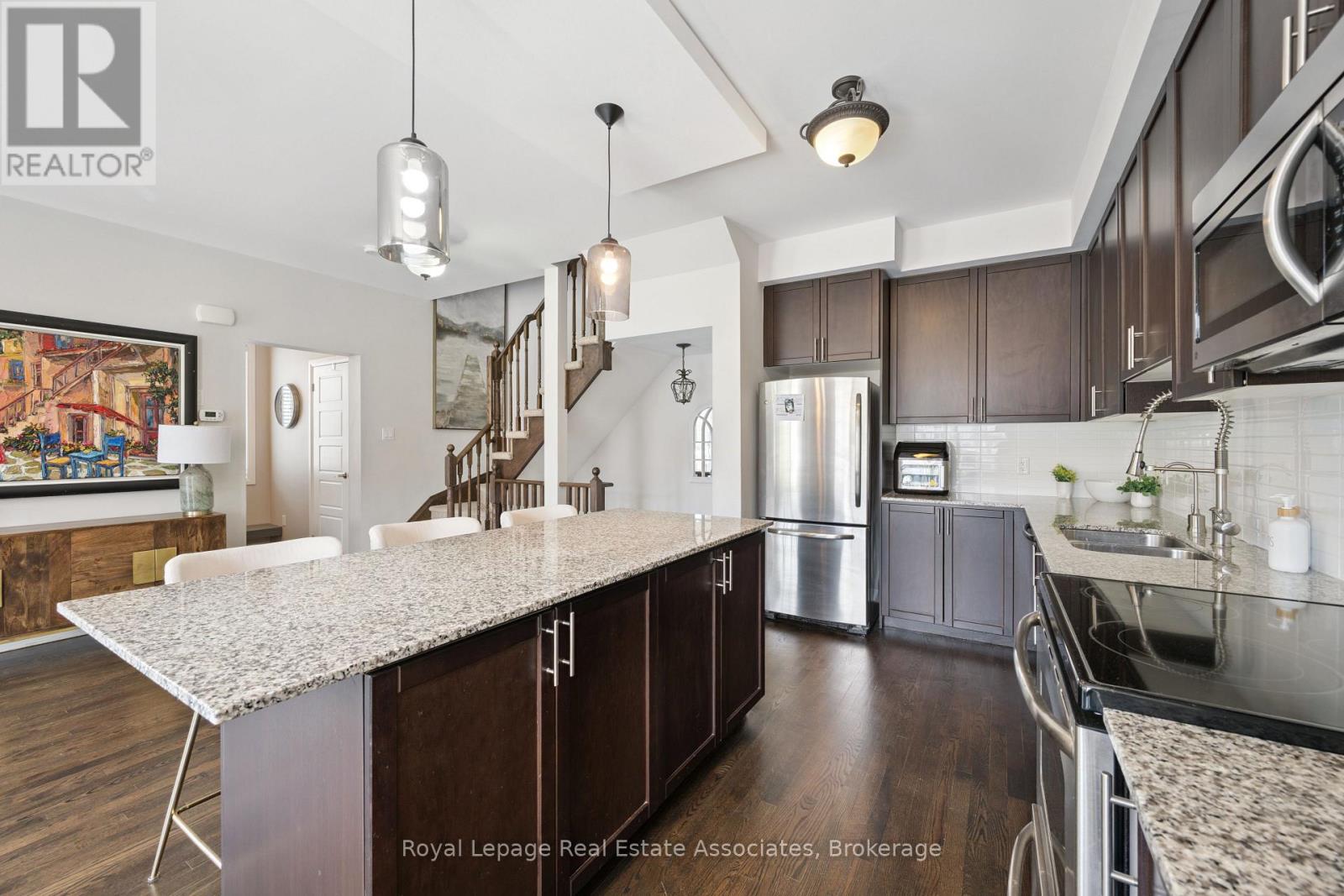 71 - 165 Hampshire Way, Milton, Ontario  L9T 8M7 - Photo 8 - W12488108