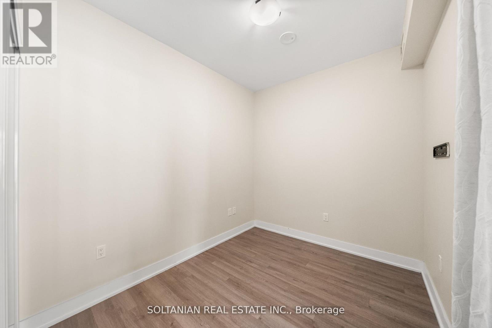 810 - 50 George Butchart Drive, Toronto, Ontario  M3K 0C9 - Photo 21 - W12488132