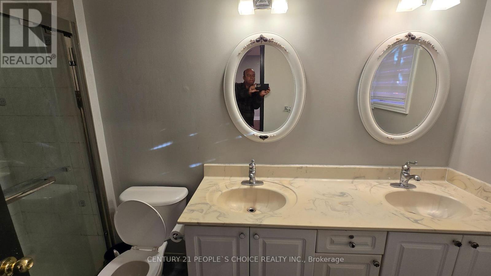 79 - 5223 Fairford Crescent, Mississauga, Ontario  L5V 2M6 - Photo 10 - W12488154