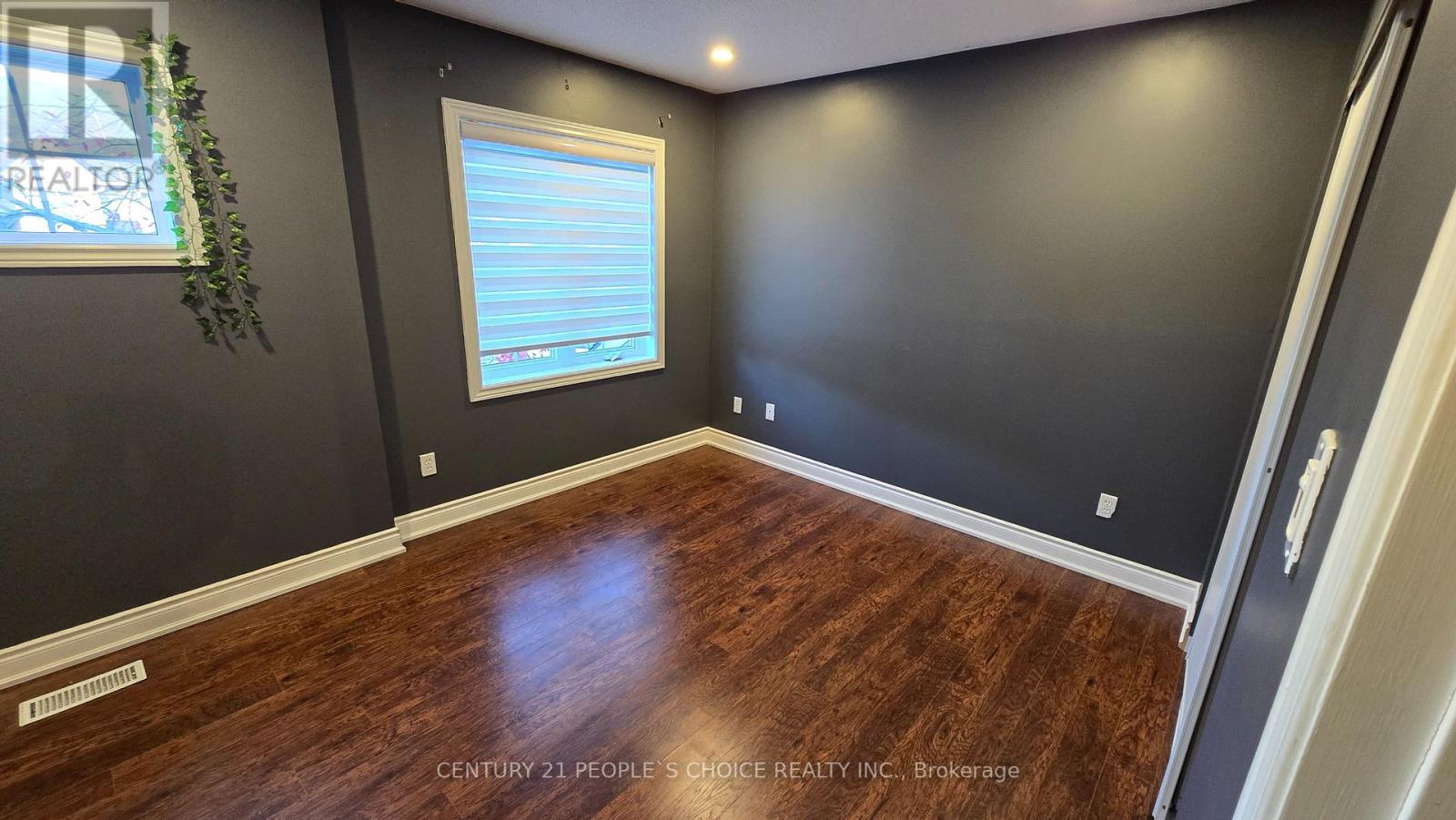 79 - 5223 Fairford Crescent, Mississauga, Ontario  L5V 2M6 - Photo 7 - W12488154