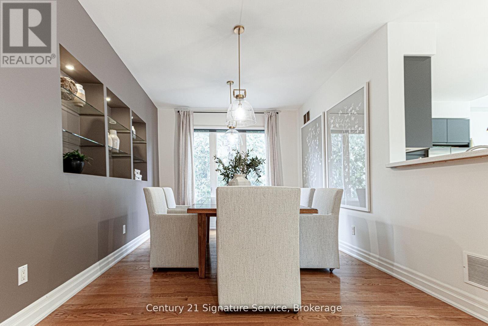 24 Joymar Drive, Mississauga, Ontario  L5M 1E9 - Photo 13 - W12488168