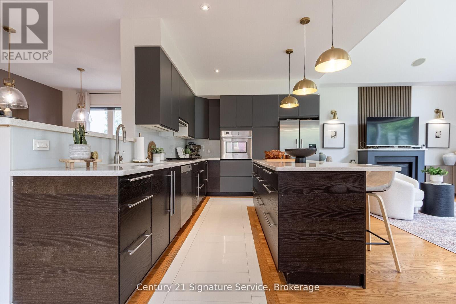 24 Joymar Drive, Mississauga, Ontario  L5M 1E9 - Photo 23 - W12488168