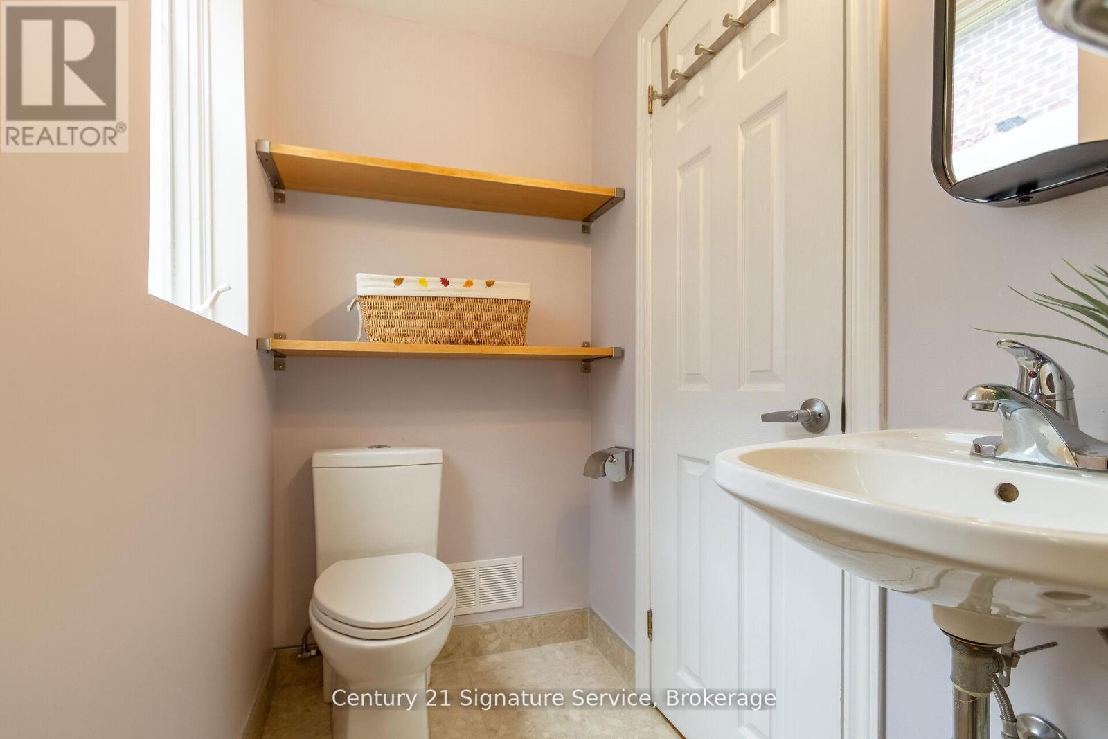 24 Joymar Drive, Mississauga, Ontario  L5M 1E9 - Photo 31 - W12488168