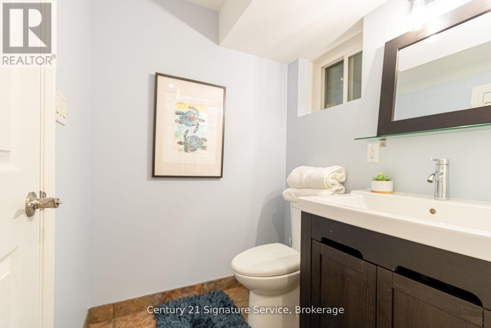 24 Joymar Drive, Mississauga, Ontario  L5M 1E9 - Photo 41 - W12488168