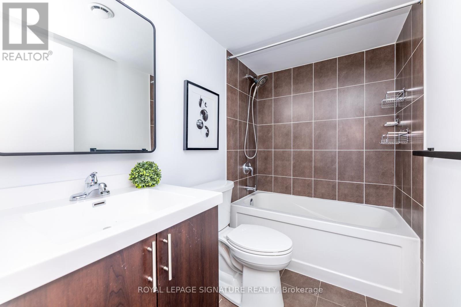 2201 - 1410 Dupont Street, Toronto, Ontario  M6H 0B6 - Photo 30 - W12488170