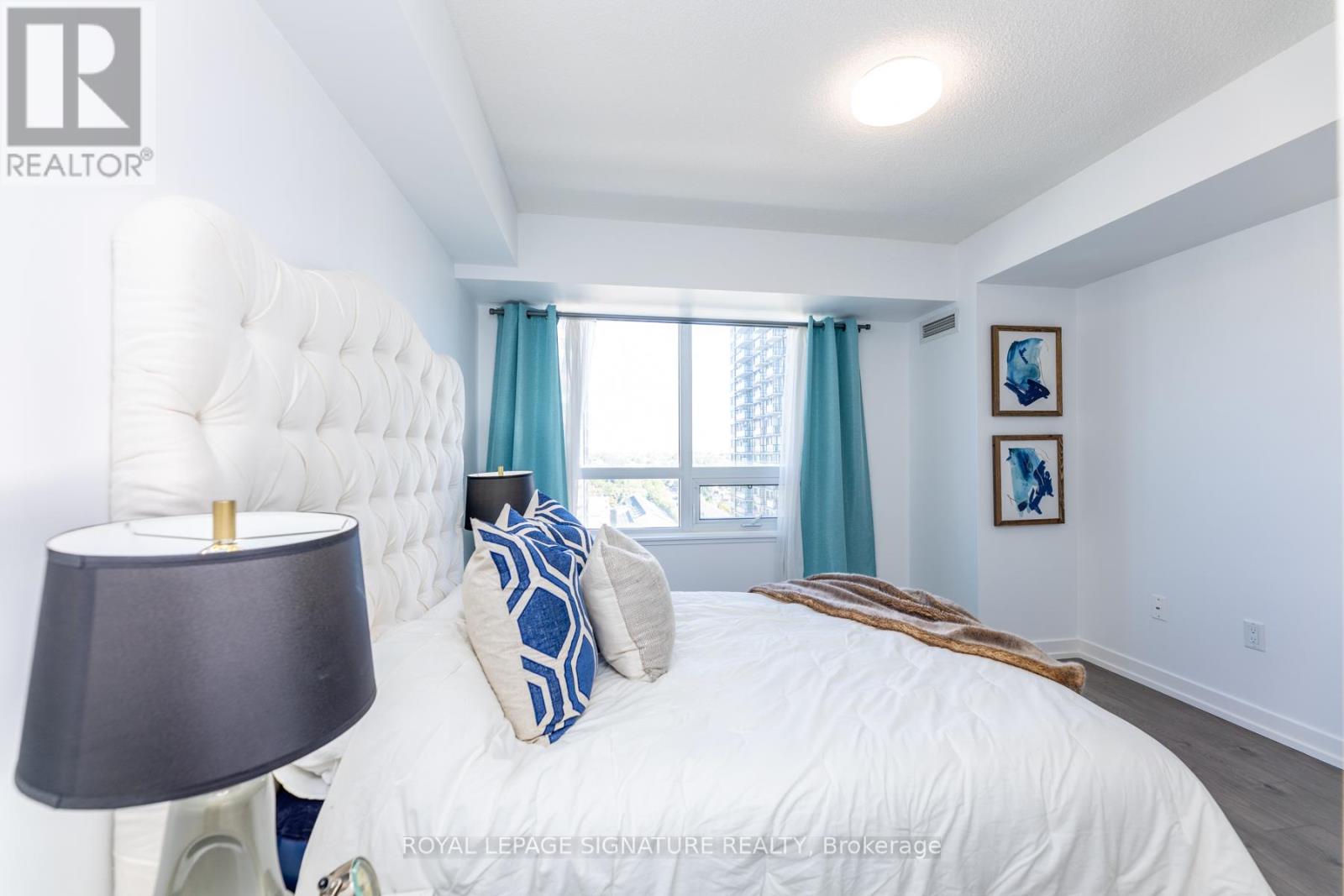 2201 - 1410 Dupont Street, Toronto, Ontario  M6H 0B6 - Photo 32 - W12488170