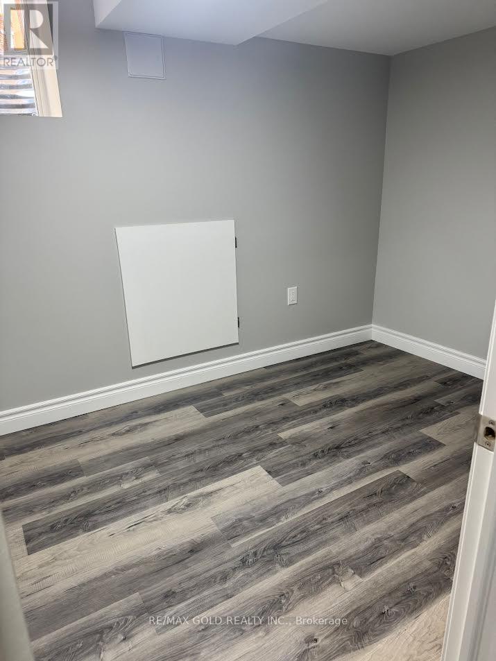 7 Gervais Drive, Brampton, Ontario  L6Y 2V3 - Photo 13 - W12488172