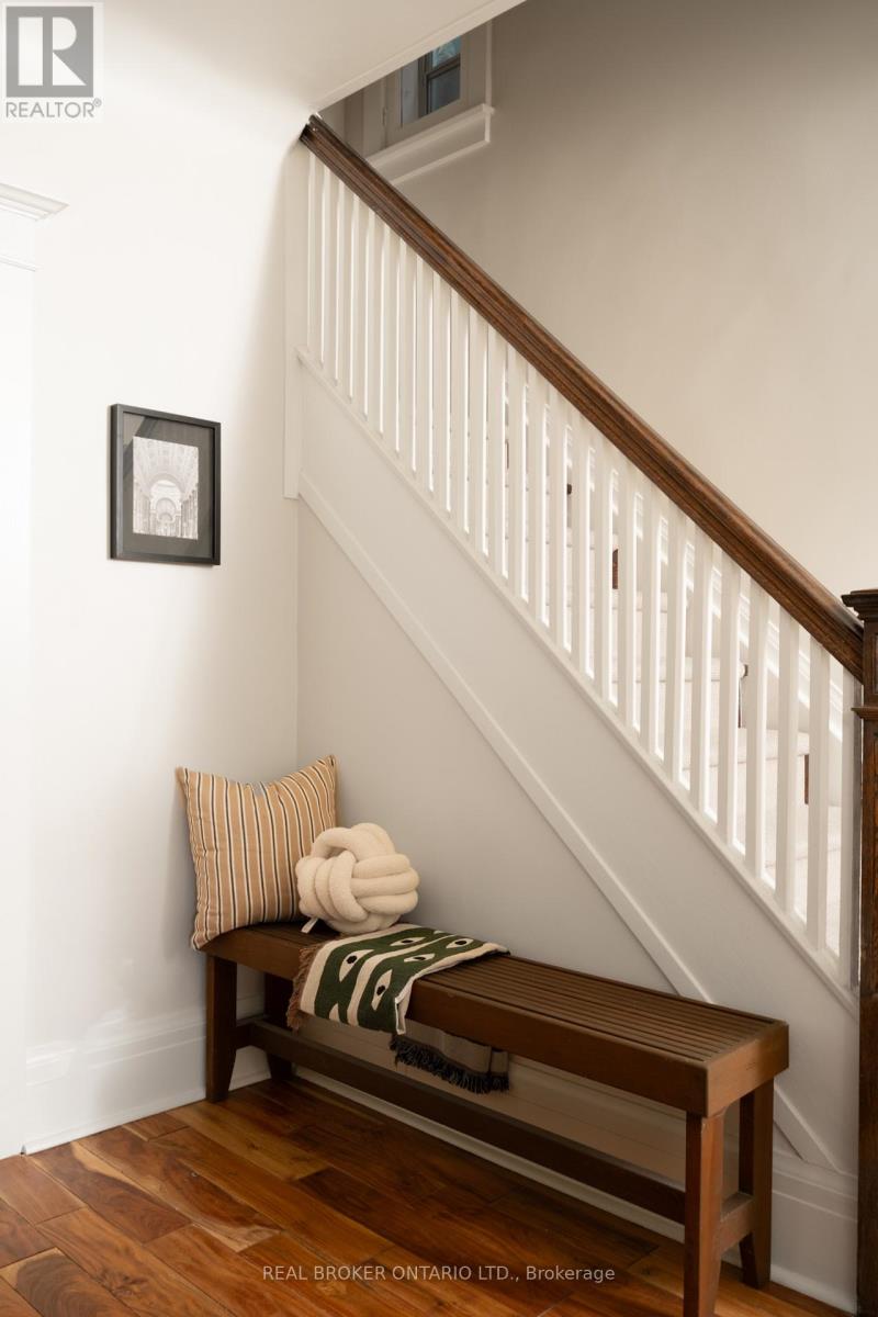 156 Galley Avenue, Toronto, Ontario  M6R 1H1 - Photo 12 - W12488176