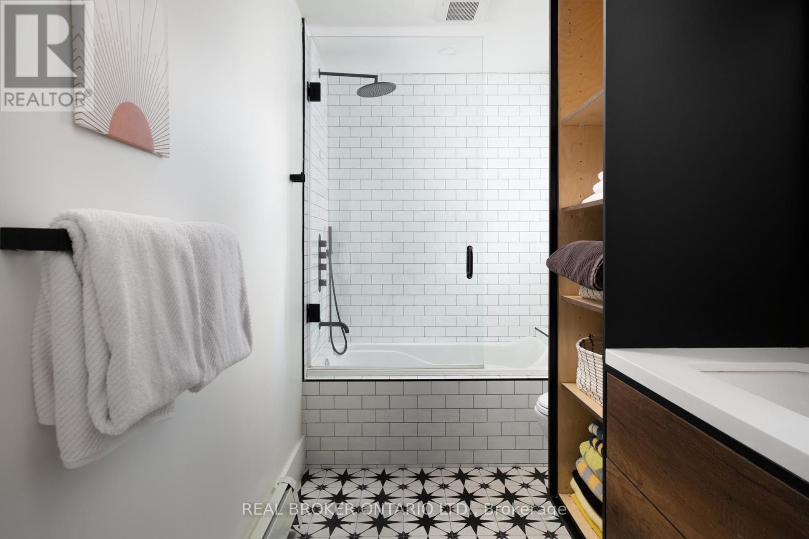 156 Galley Avenue, Toronto, Ontario  M6R 1H1 - Photo 28 - W12488176