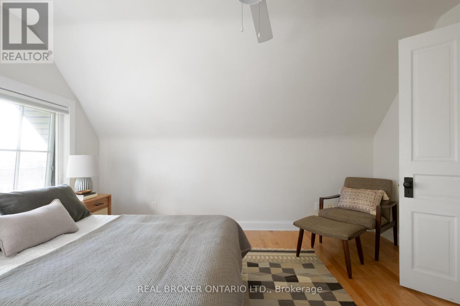 156 Galley Avenue, Toronto, Ontario  M6R 1H1 - Photo 31 - W12488176