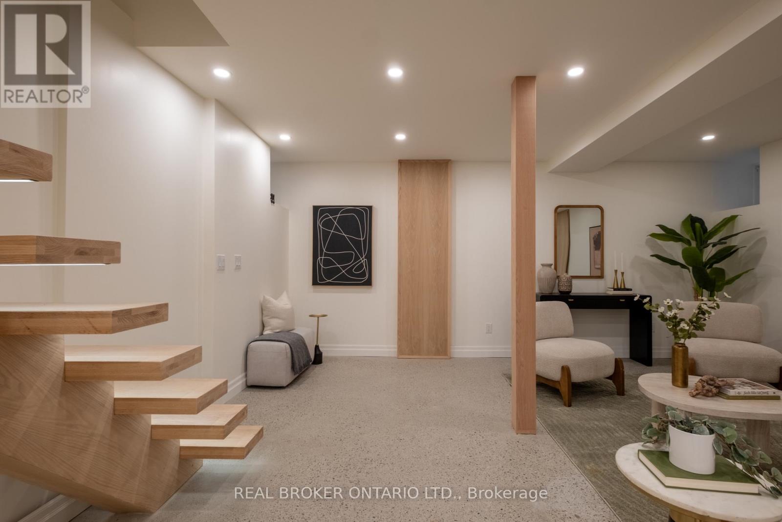 156 Galley Avenue, Toronto, Ontario  M6R 1H1 - Photo 34 - W12488176