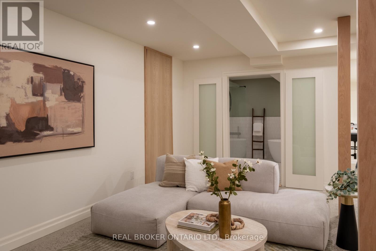 156 Galley Avenue, Toronto, Ontario  M6R 1H1 - Photo 39 - W12488176