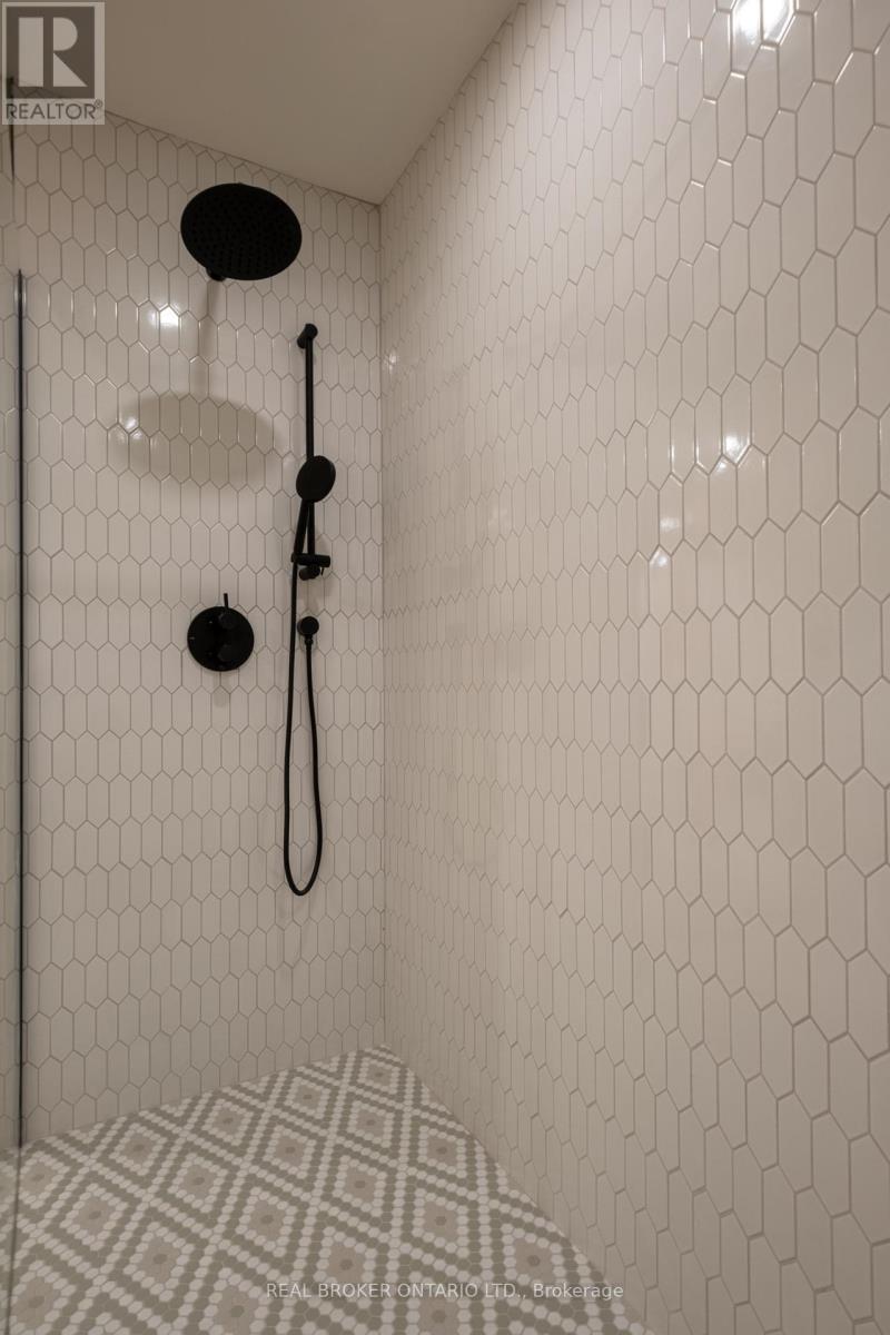 156 Galley Avenue, Toronto, Ontario  M6R 1H1 - Photo 42 - W12488176