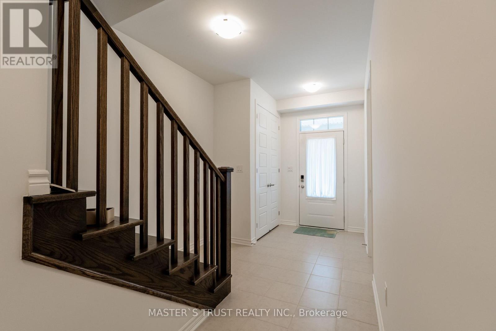 1369 William Halton Parkway, Oakville, Ontario  L6M 5N9 - Photo 4 - W12488202