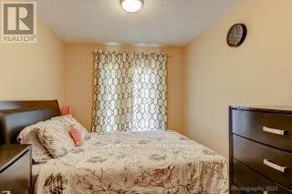 8 - 37 Four Winds Drive, Toronto, Ontario  M3J 1K7 - Photo 17 - W12488212