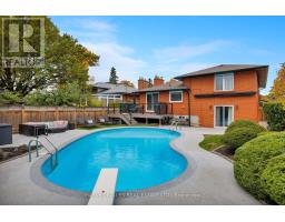 73 SUMMITCREST DRIVE, Toronto, Ontario