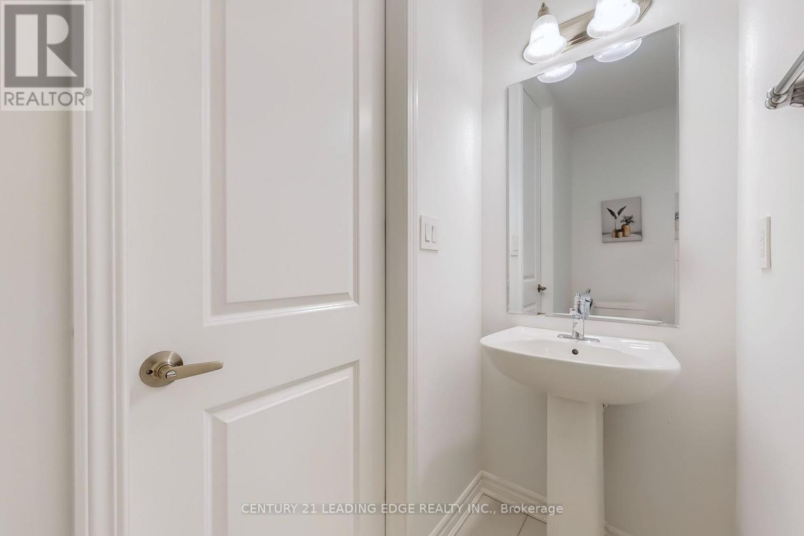 161 Keppel Circle, Brampton, Ontario  L7A 5K5 - Photo 14 - W12488236