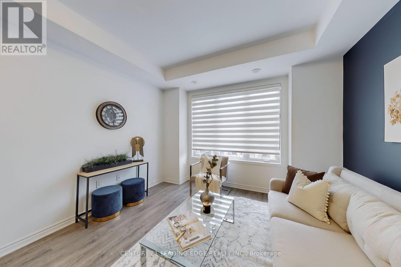 161 Keppel Circle, Brampton, Ontario  L7A 5K5 - Photo 4 - W12488236