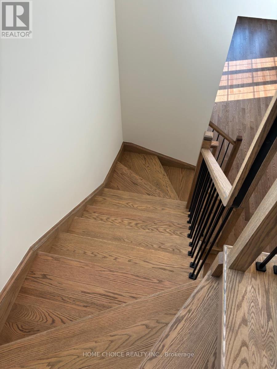 1474 Periwinkle Place, Milton, Ontario  L9T 2X5 - Photo 11 - W12488248