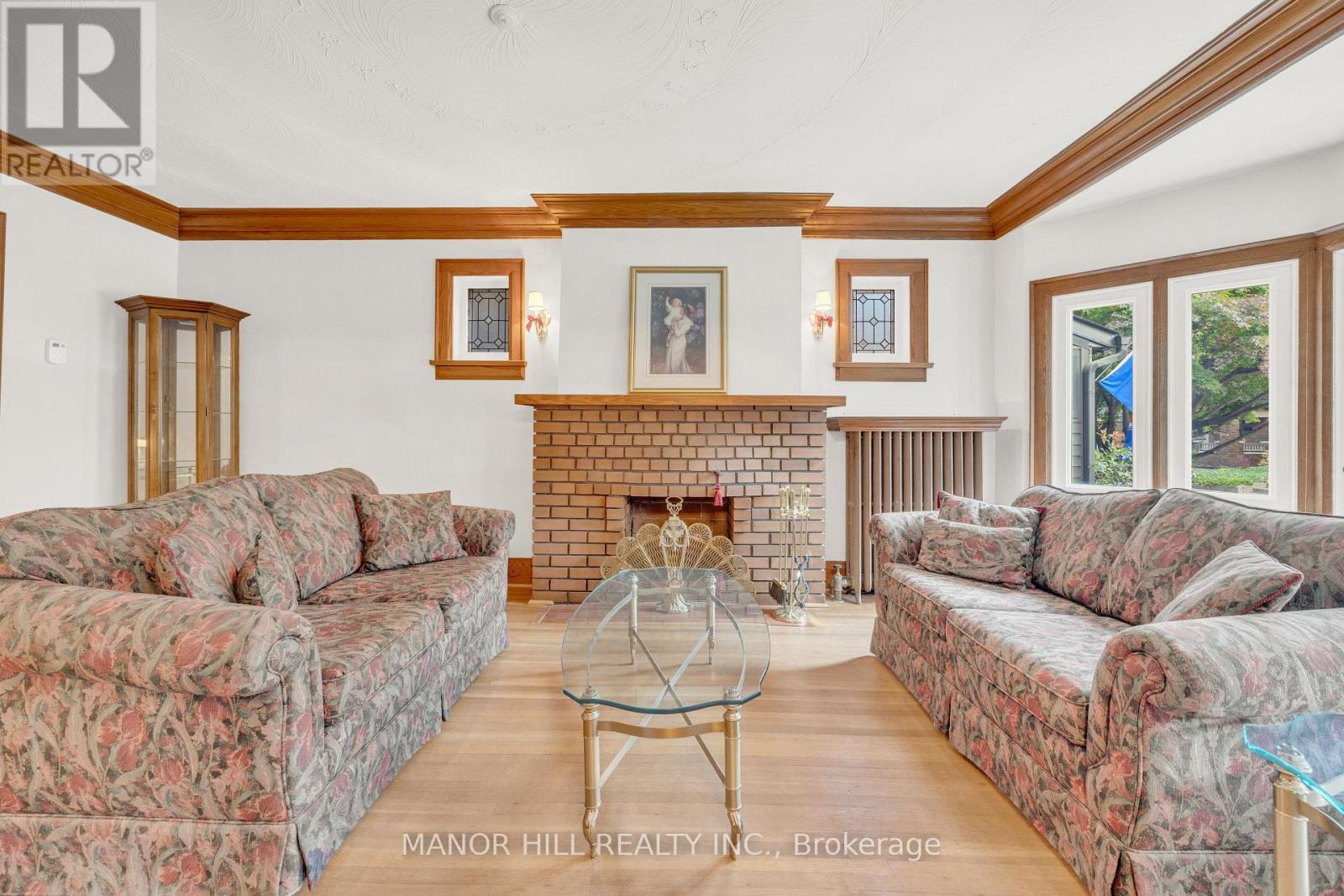 16 Evans Avenue, Toronto, Ontario  M6S 3V6 - Photo 10 - W12488256