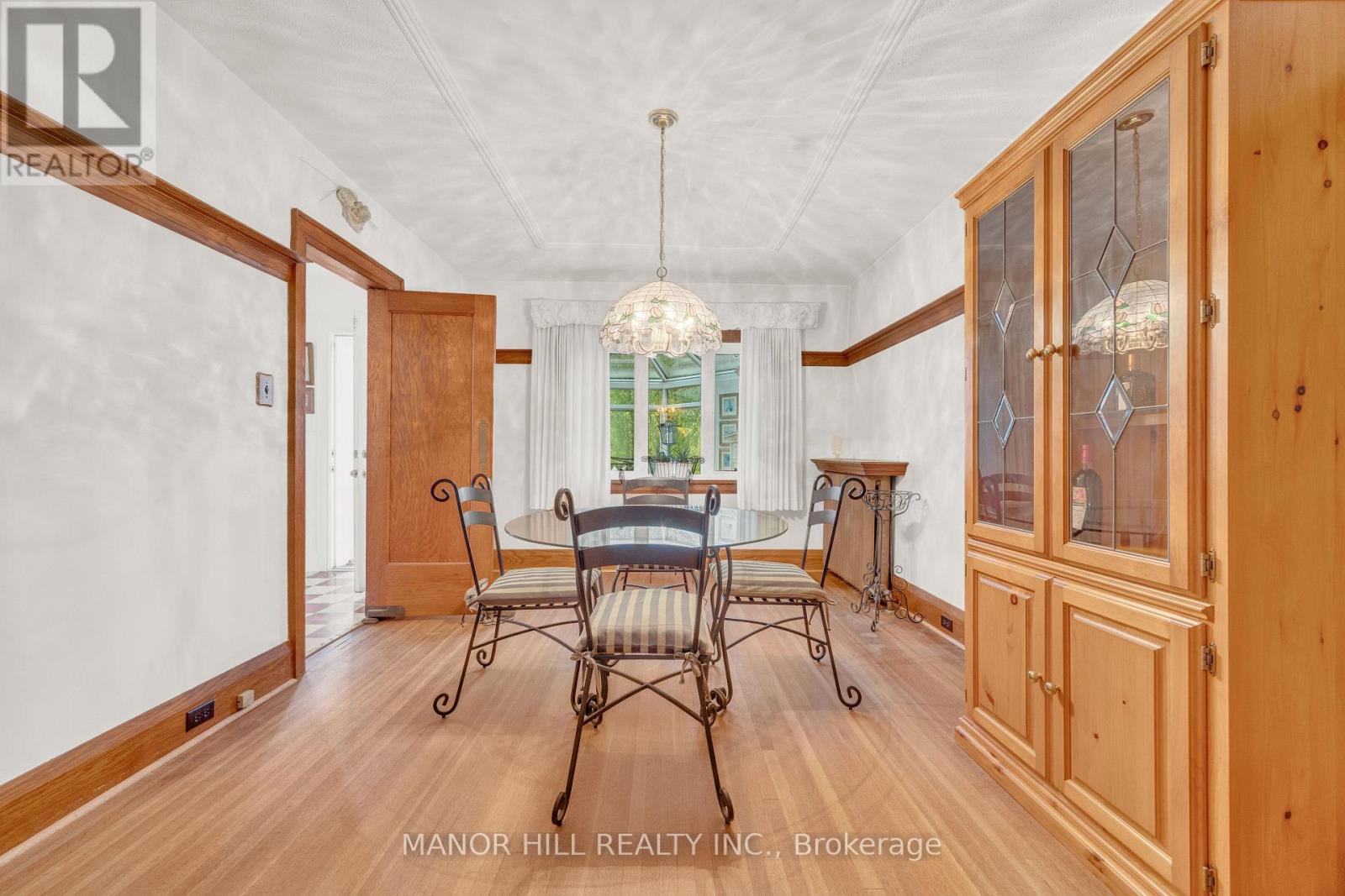 16 Evans Avenue, Toronto, Ontario  M6S 3V6 - Photo 12 - W12488256