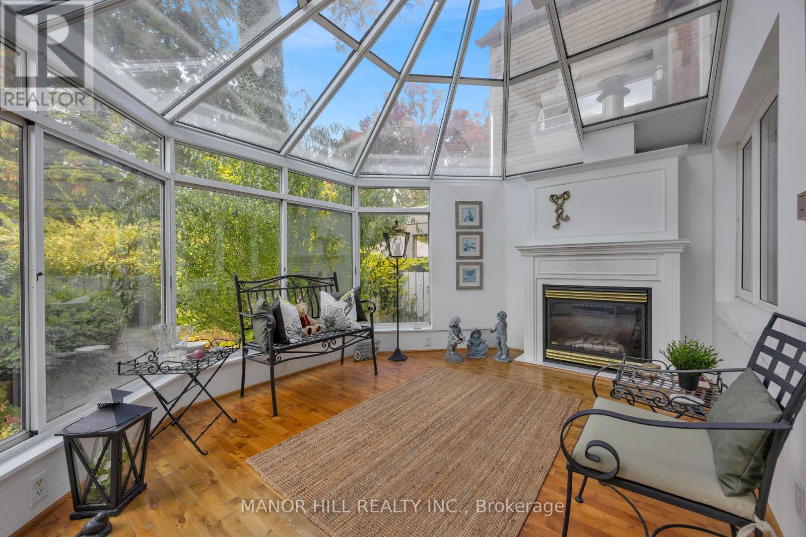 16 Evans Avenue, Toronto, Ontario  M6S 3V6 - Photo 17 - W12488256