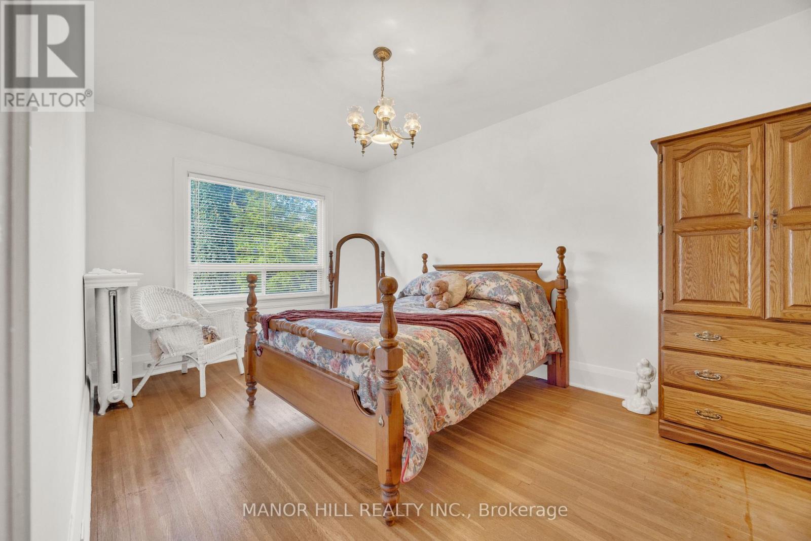 16 Evans Avenue, Toronto, Ontario  M6S 3V6 - Photo 21 - W12488256