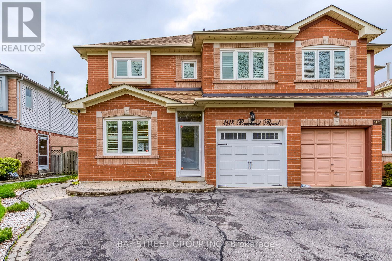1118 BEECHNUT ROAD, Oakville, Ontario