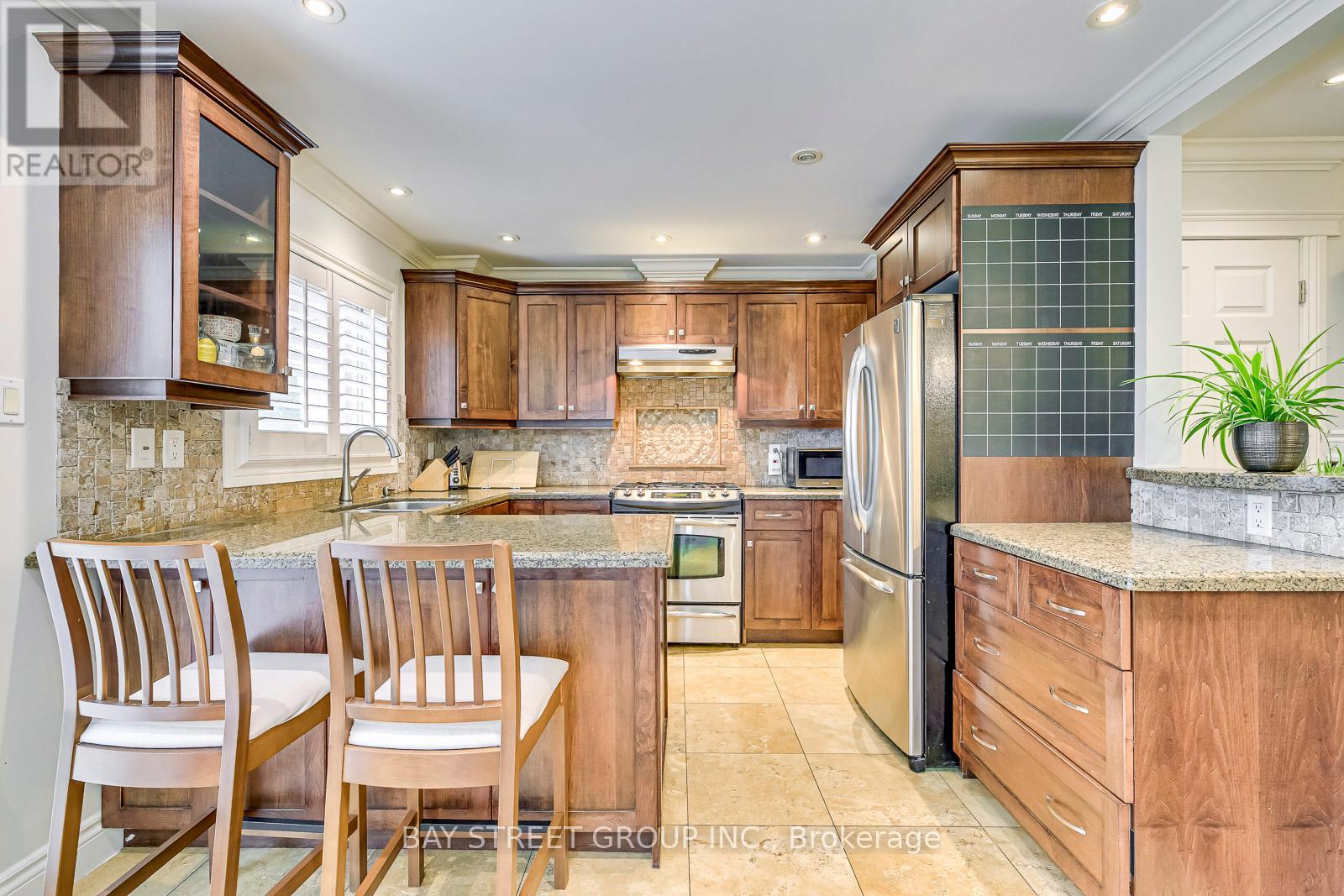 1118 Beechnut Road, Oakville, Ontario  L6J 7P1 - Photo 12 - W12488258