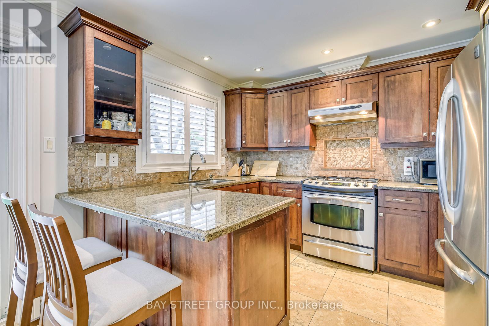 1118 Beechnut Road, Oakville, Ontario  L6J 7P1 - Photo 13 - W12488258