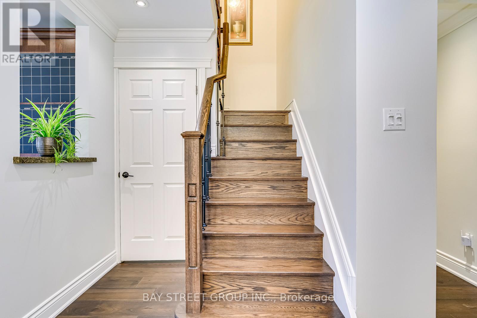 1118 Beechnut Road, Oakville, Ontario  L6J 7P1 - Photo 19 - W12488258