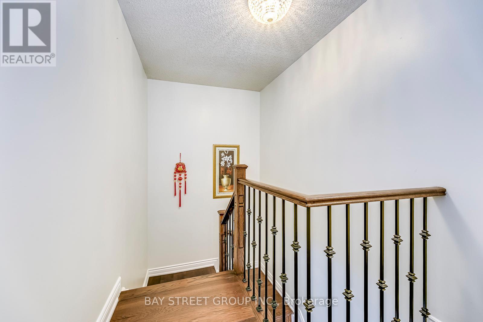 1118 Beechnut Road, Oakville, Ontario  L6J 7P1 - Photo 20 - W12488258