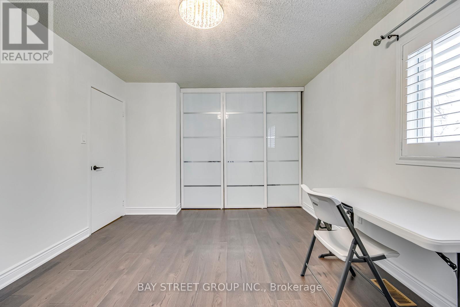 1118 Beechnut Road, Oakville, Ontario  L6J 7P1 - Photo 26 - W12488258