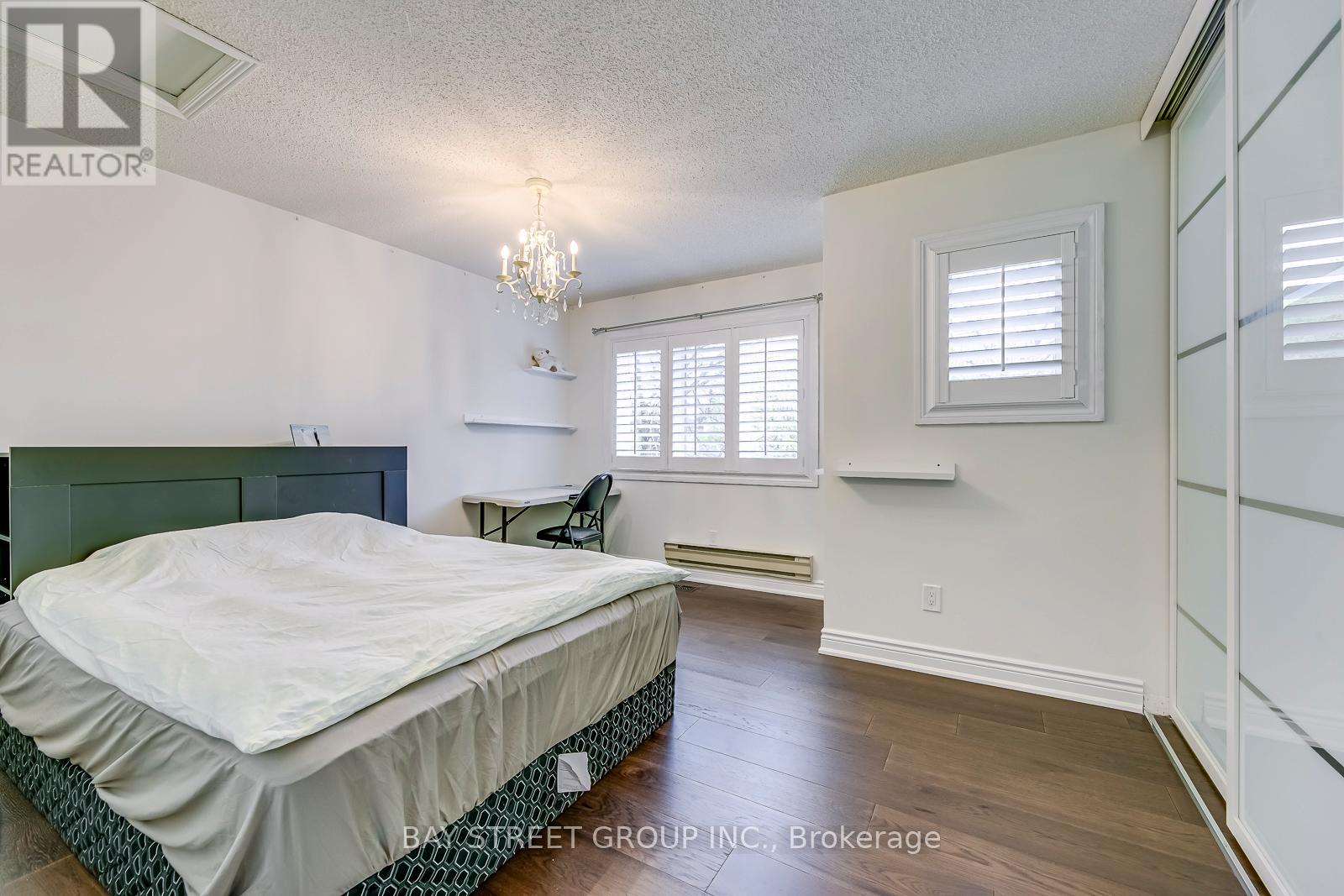 1118 Beechnut Road, Oakville, Ontario  L6J 7P1 - Photo 27 - W12488258