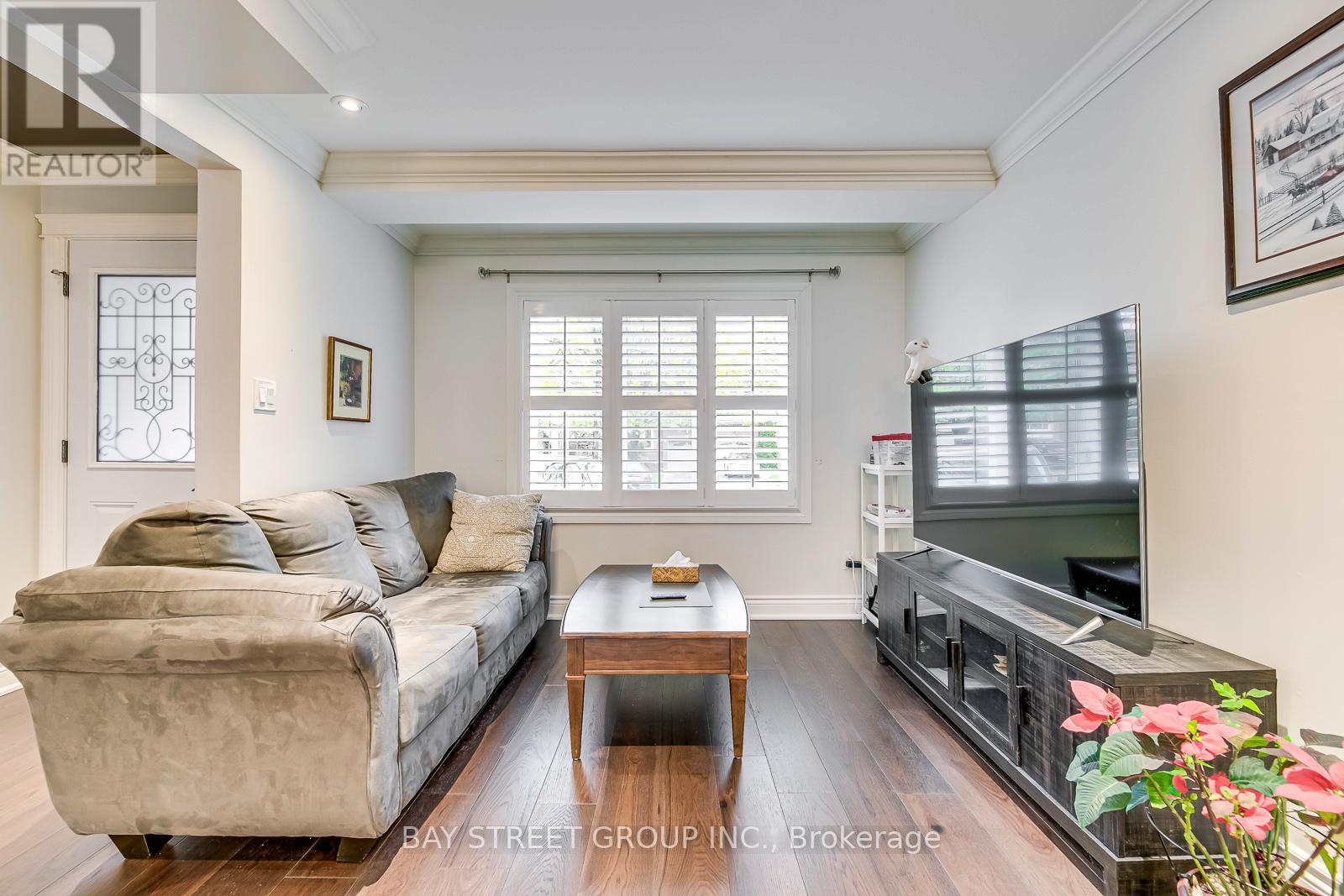 1118 Beechnut Road, Oakville, Ontario  L6J 7P1 - Photo 6 - W12488258