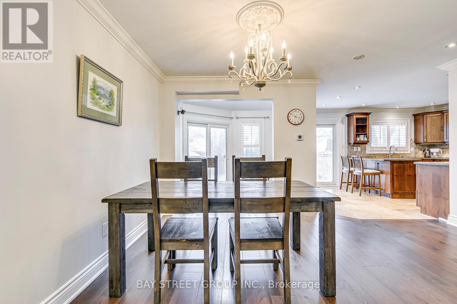 1118 Beechnut Road, Oakville, Ontario  L6J 7P1 - Photo 8 - W12488258