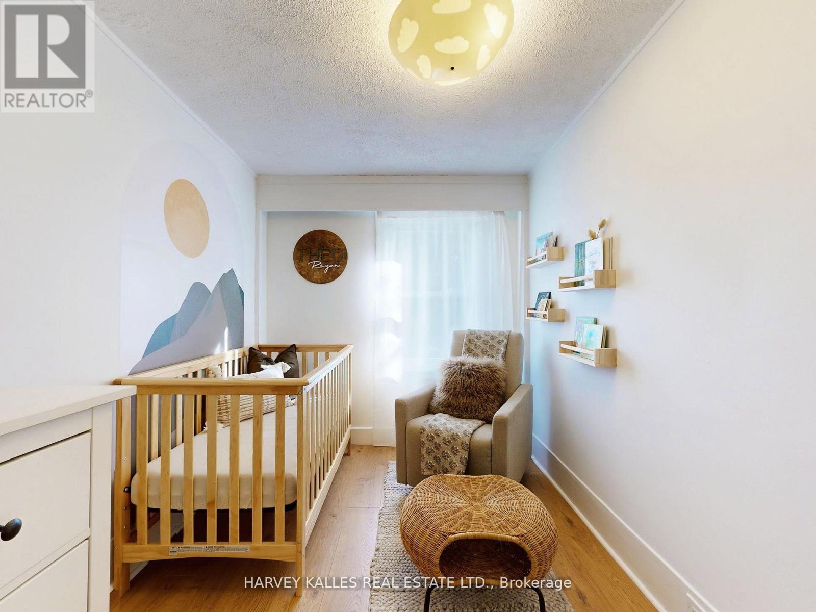 211 Rosemount Avenue, Toronto, Ontario  M6H 2N2 - Photo 24 - W12488264