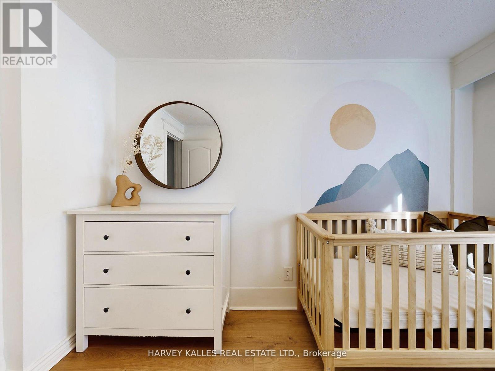 211 Rosemount Avenue, Toronto, Ontario  M6H 2N2 - Photo 25 - W12488264