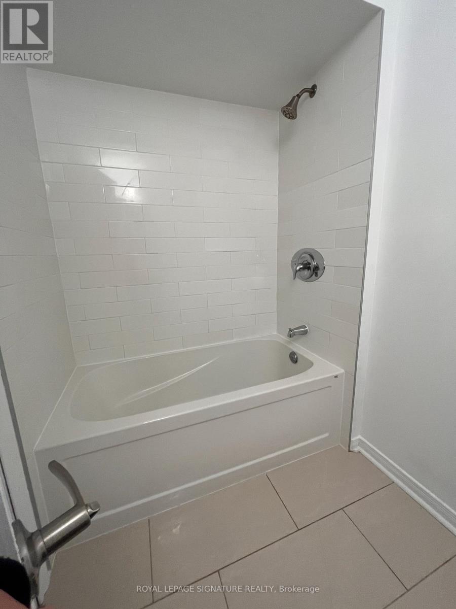 9 - 333 Meadows Boulevard, Mississauga, Ontario  L4Z 1G9 - Photo 9 - W12488266