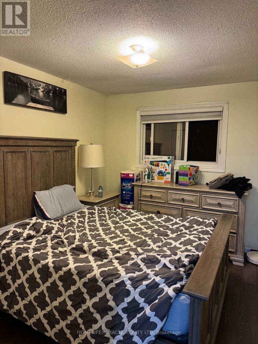 110 Burbank Crescent, Orangeville, Ontario  L9W 3E7 - Photo 6 - W12488302