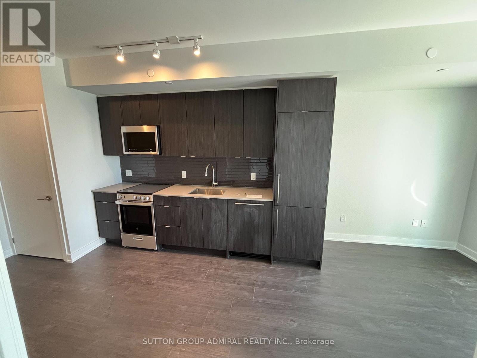 2807 - 4130 Parkside Village Drive, Mississauga, Ontario  L5B 3M8 - Photo 4 - W12488312