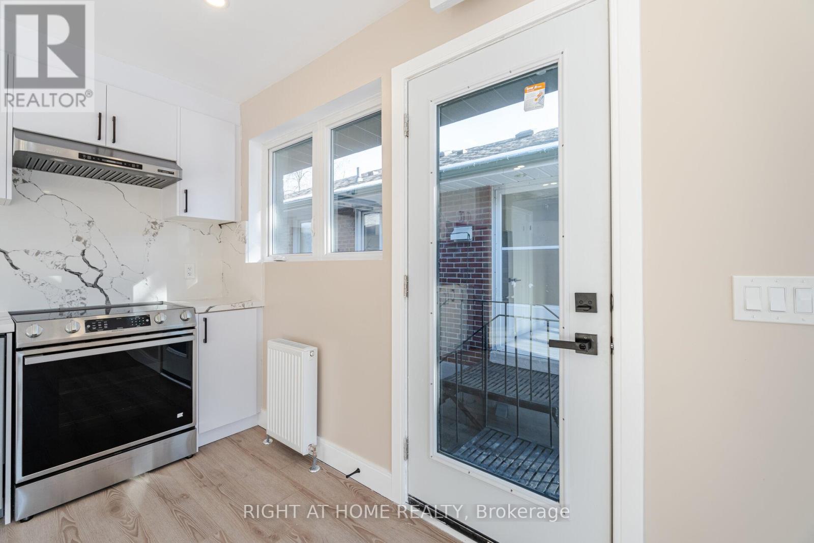 25 Templar Drive, Toronto, Ontario  M9R 3C6 - Photo 26 - W12488346