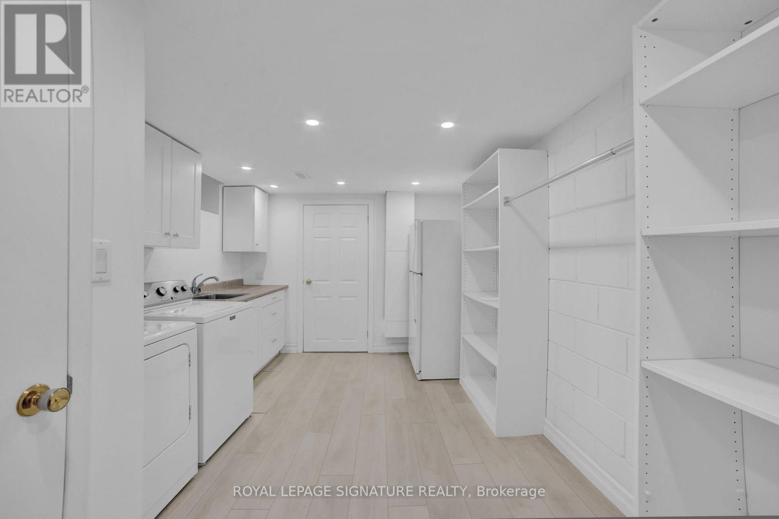 312 Dalewood Drive, Oakville, Ontario  L6J 4P5 - Photo 30 - W12488364