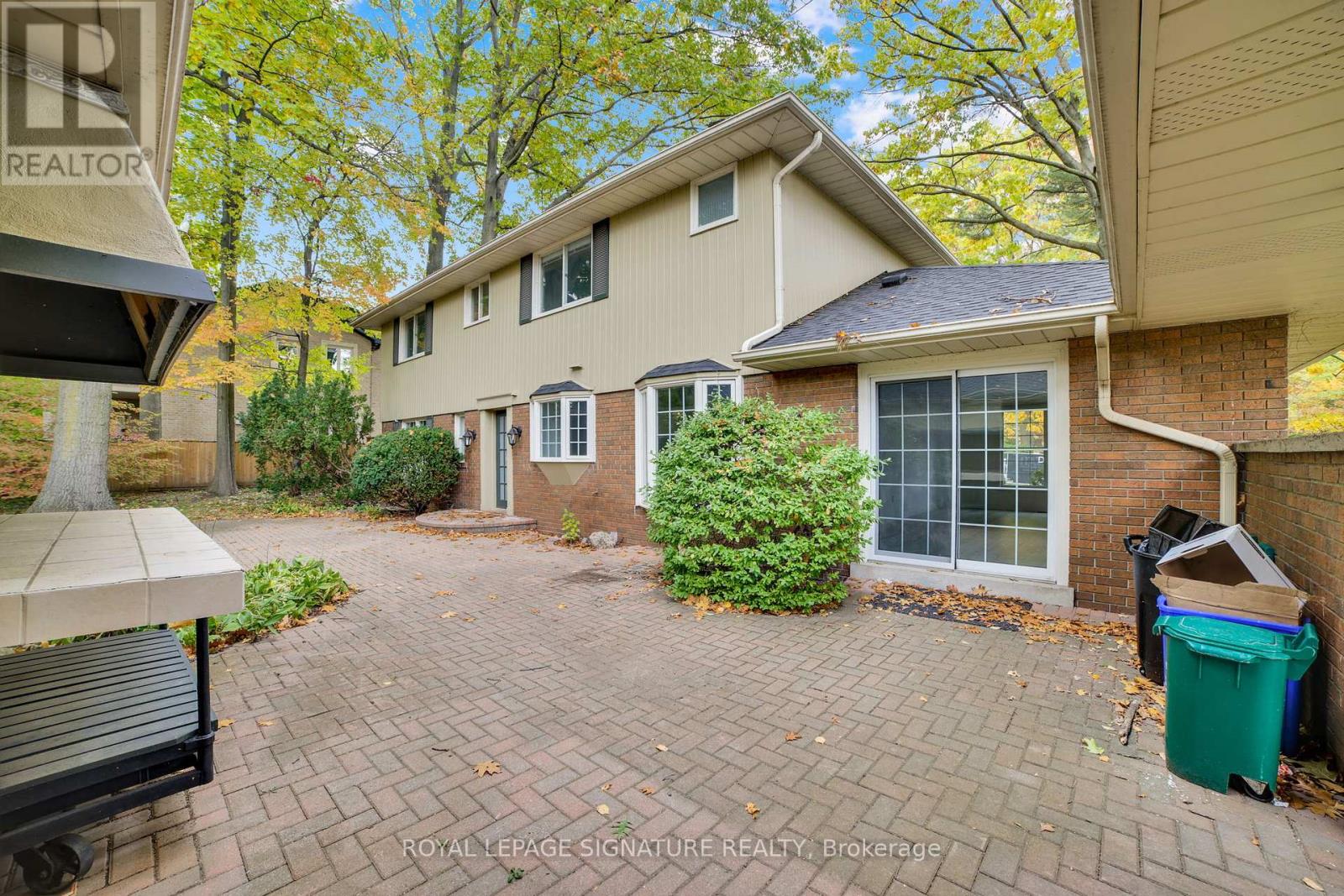 312 Dalewood Drive, Oakville, Ontario  L6J 4P5 - Photo 34 - W12488364