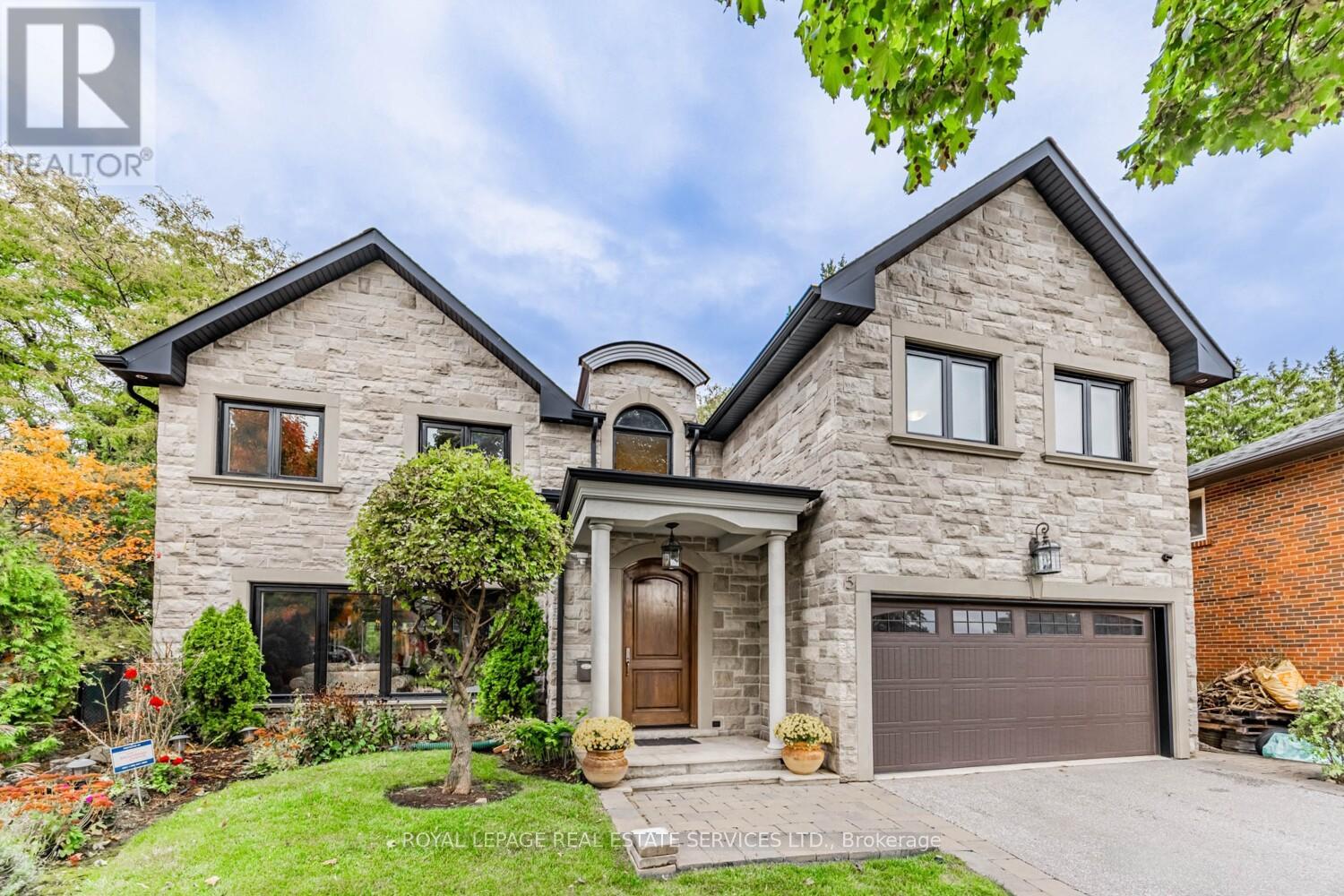 5 HARROWBY COURT, Toronto, Ontario