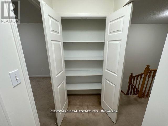 7565 Black Walnut Trail, Mississauga, Ontario  L5N 8A9 - Photo 20 - W12488390